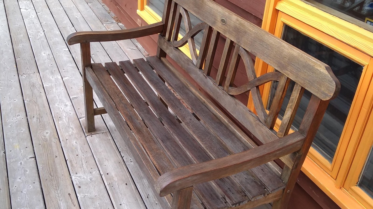 Photo of Patio Balcony in East Kootenay