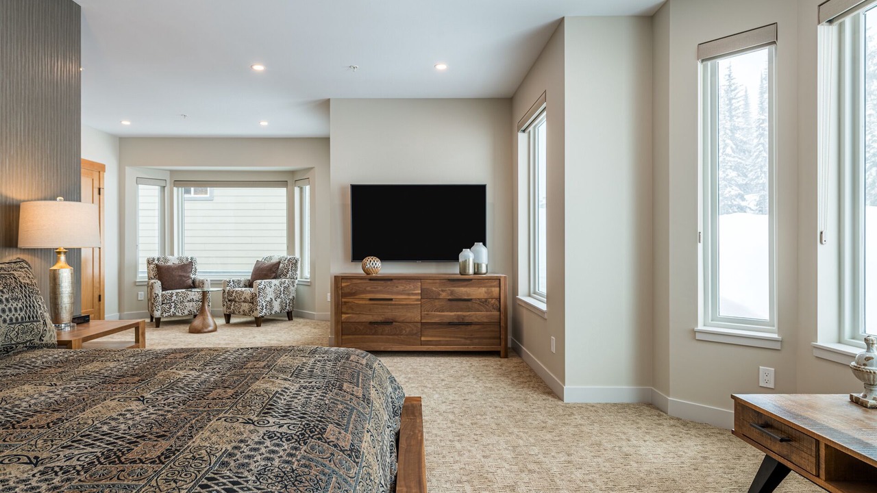 Photo of Bedroom in Silver Star Mountain