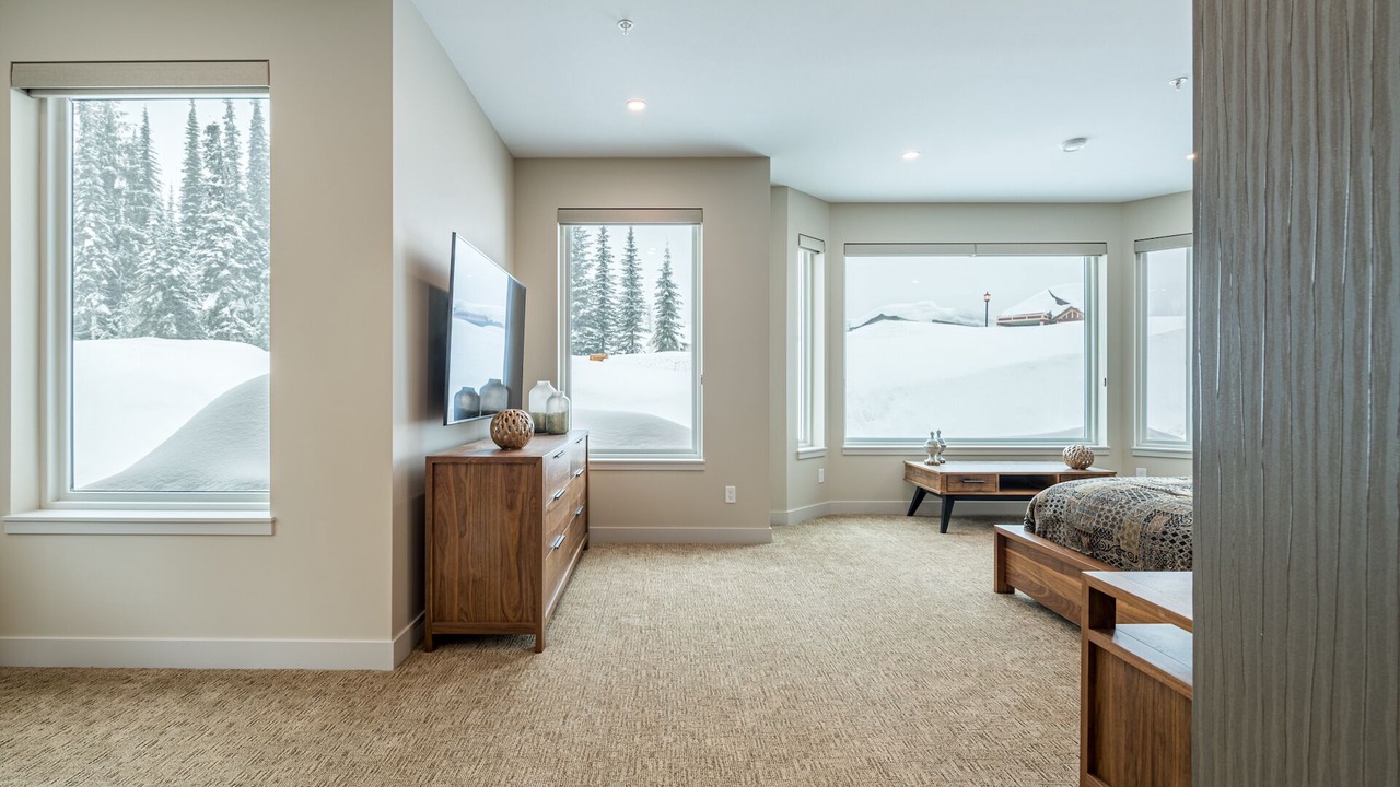Photo of Bedroom in Silver Star Mountain