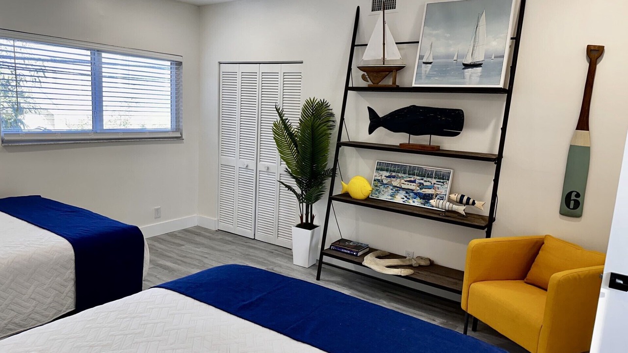 Photo of Bedroom in Lauderdale-by-the-Sea