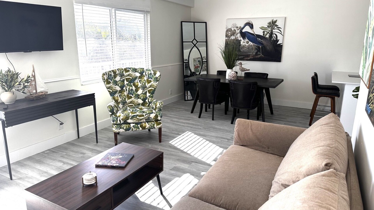 Photo of Livingroom in Lauderdale-by-the-Sea