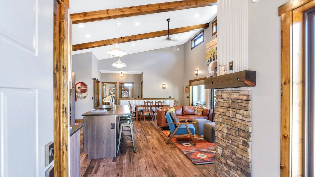 Photo of Livingroom in Sturgis