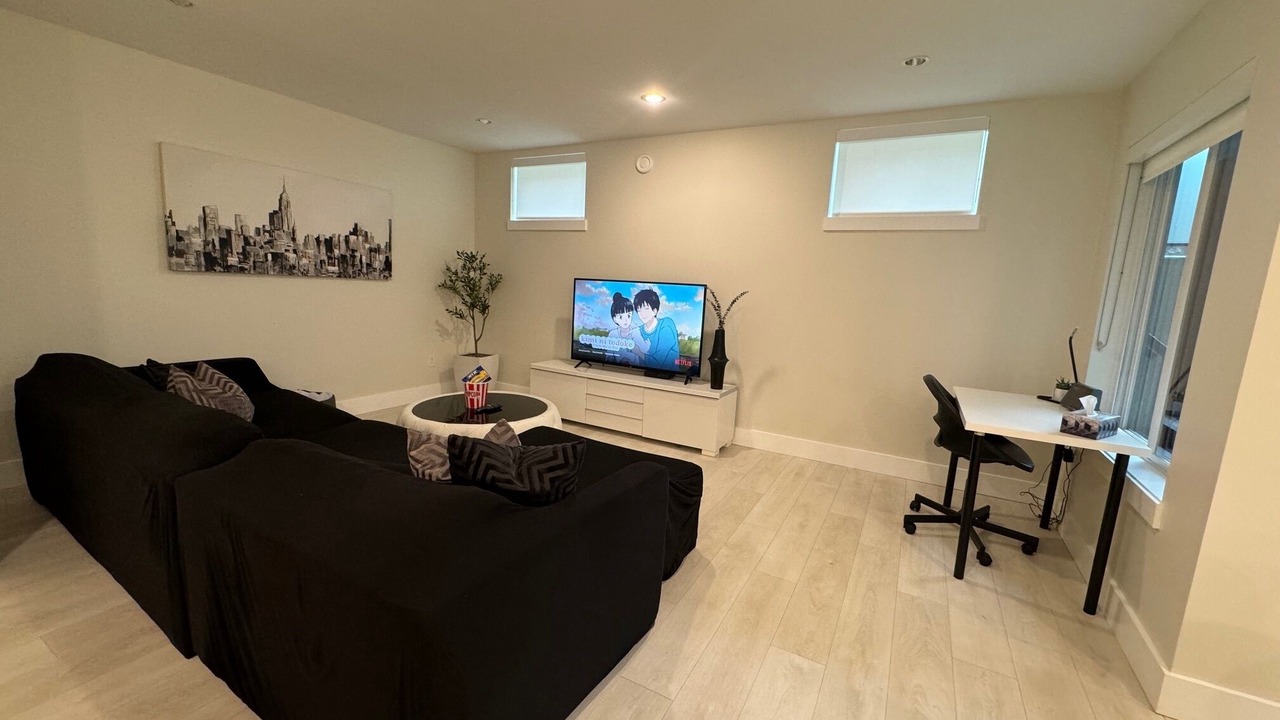 Photo of Livingroom in Burnaby