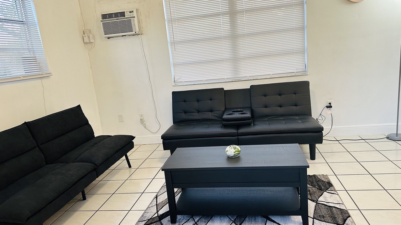 Photo of Livingroom in Ives Estates