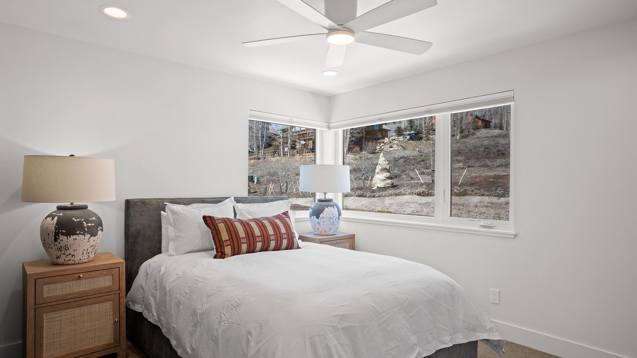 Photo of Bedroom in Crested Butte South