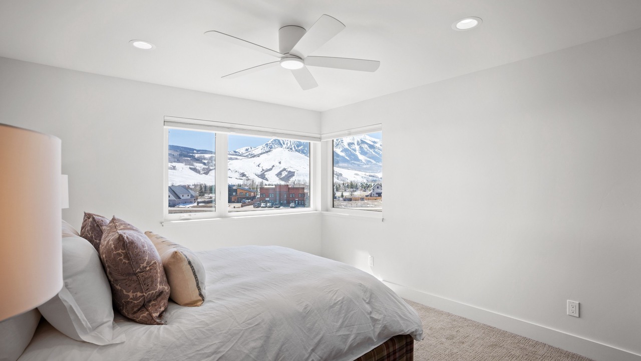 Photo of Bedroom in Crested Butte South