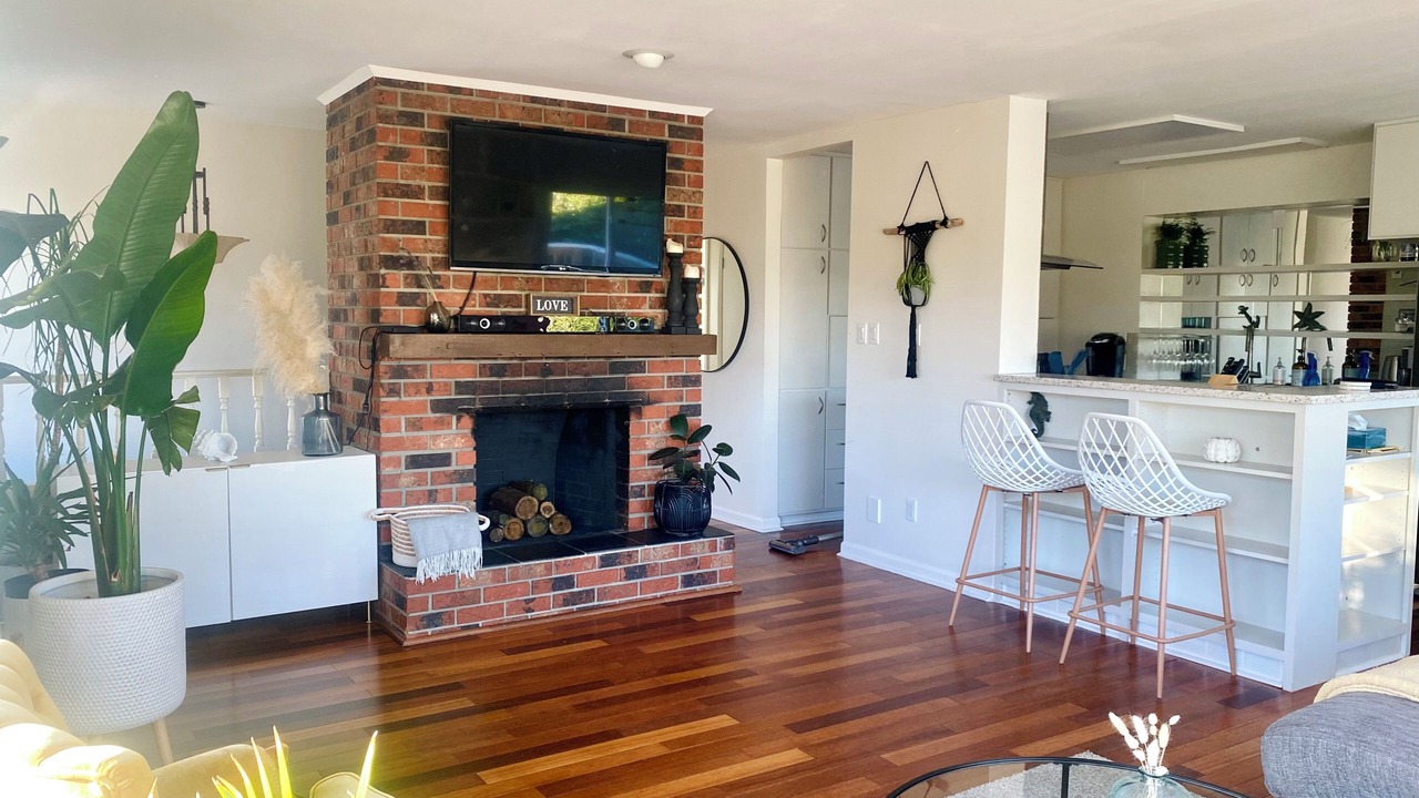 Photo of Livingroom in Boundary Bay