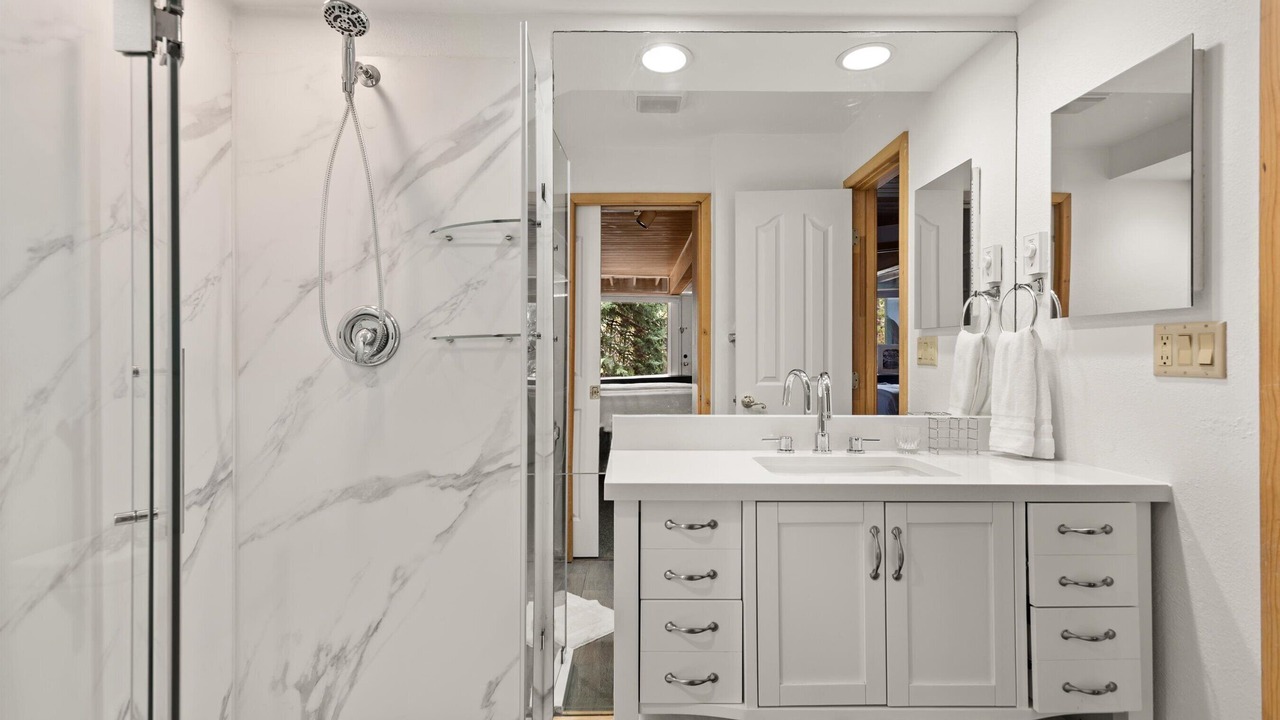 Photo of Bathroom in Aspen