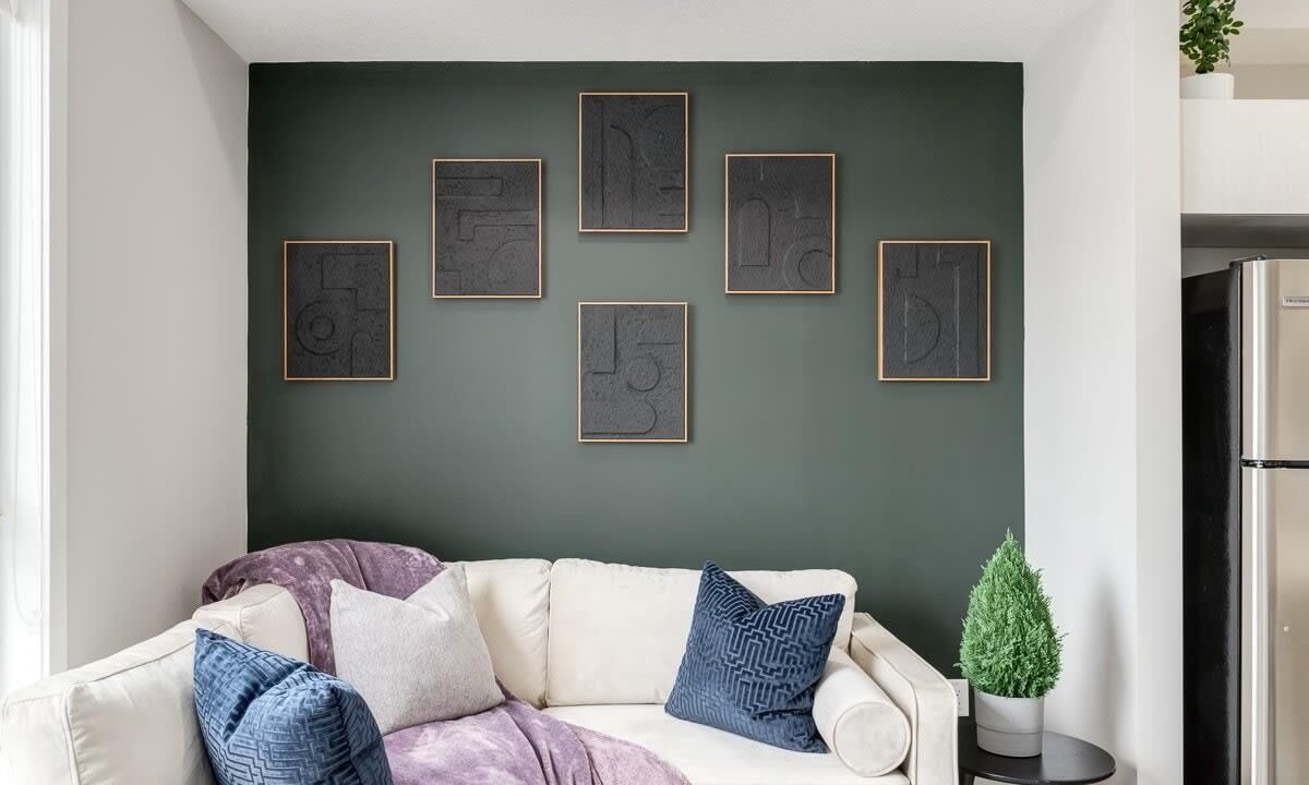 Photo of Livingroom in Shaganappi