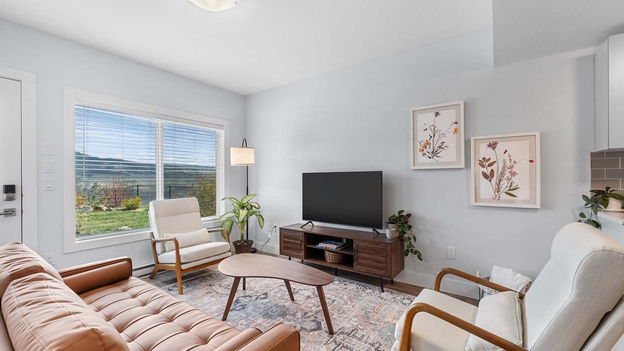 Photo of Livingroom in Central Okanagan