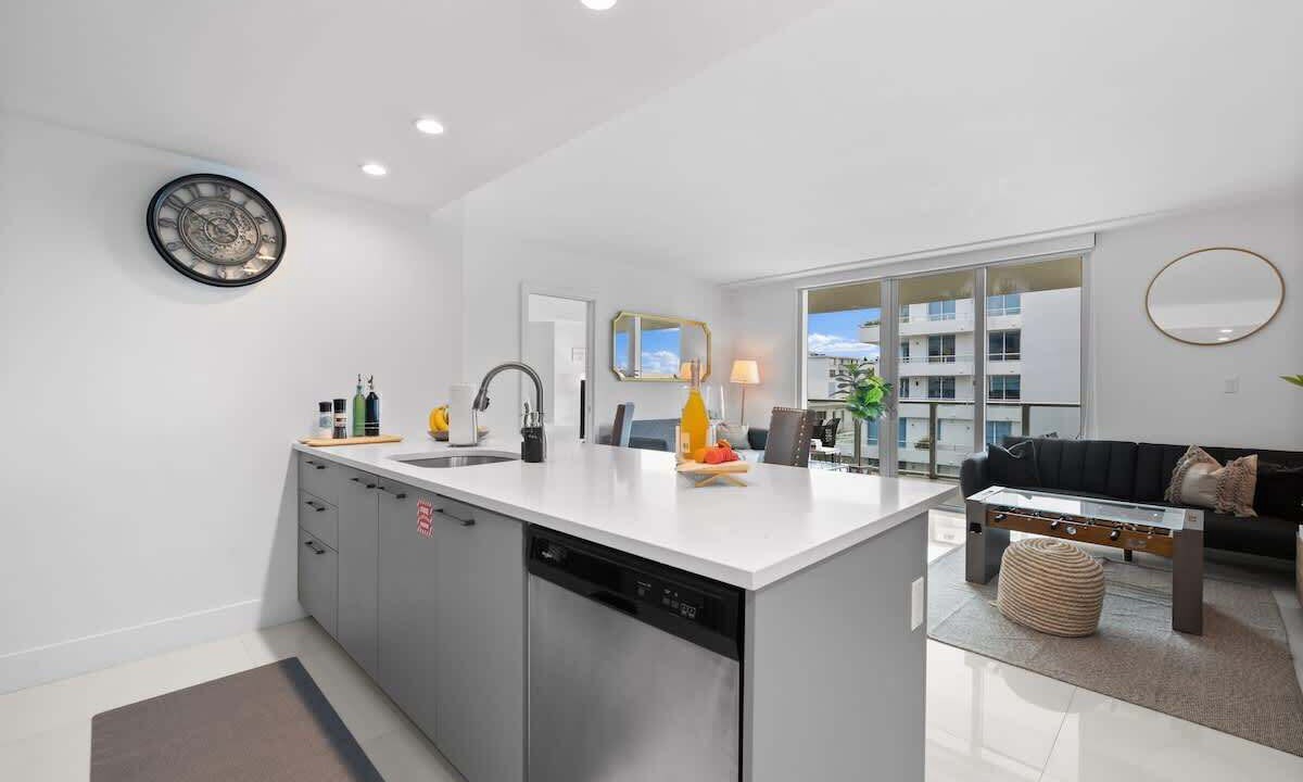 Photo of Kitchen in Bay Harbor Islands