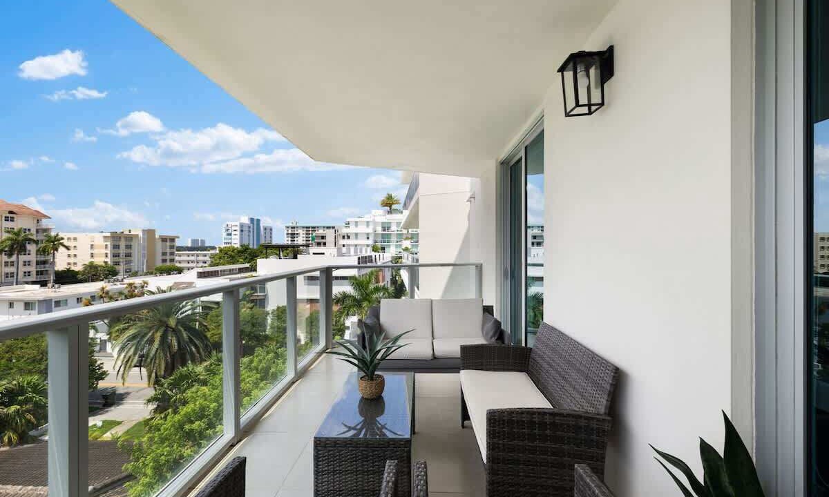 Photo of Outdoor in Bay Harbor Islands