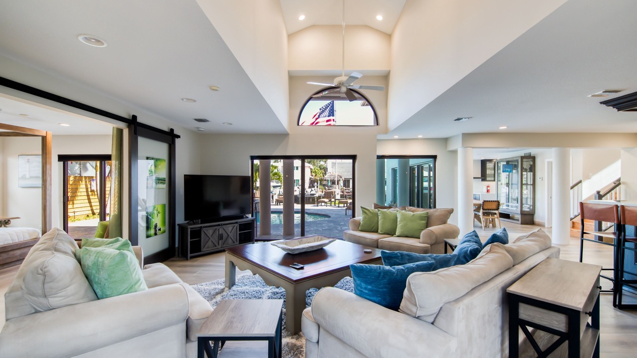 Photo of Livingroom in Bermuda Riviera