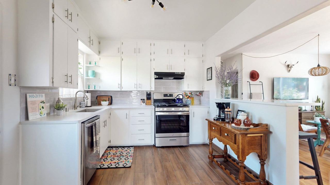 Photo of Kitchen in Parkland Hills