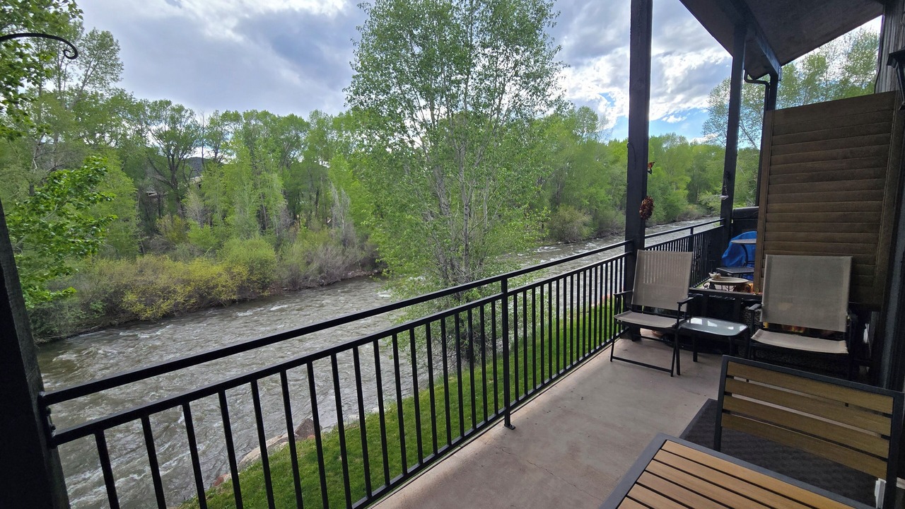 Photo of Outdoor in Basalt