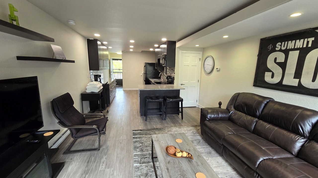 Photo of Livingroom in Basalt