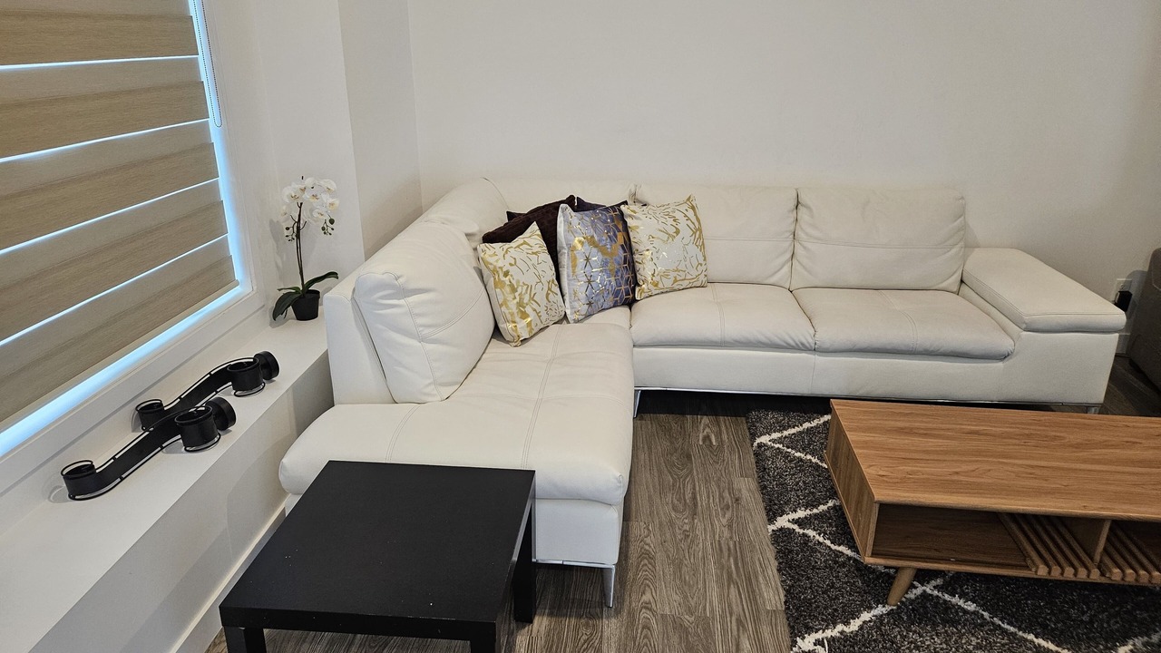Photo of Livingroom in Airdrie