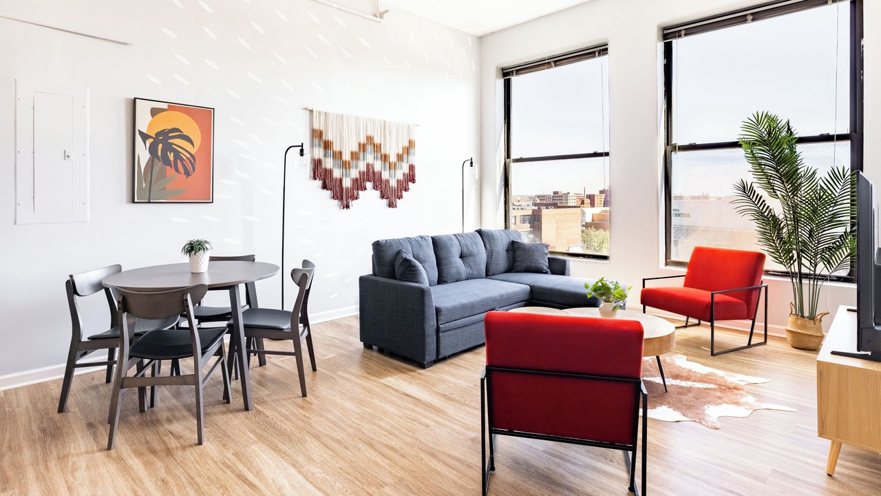 Photo of Livingroom in Downtown Cleveland