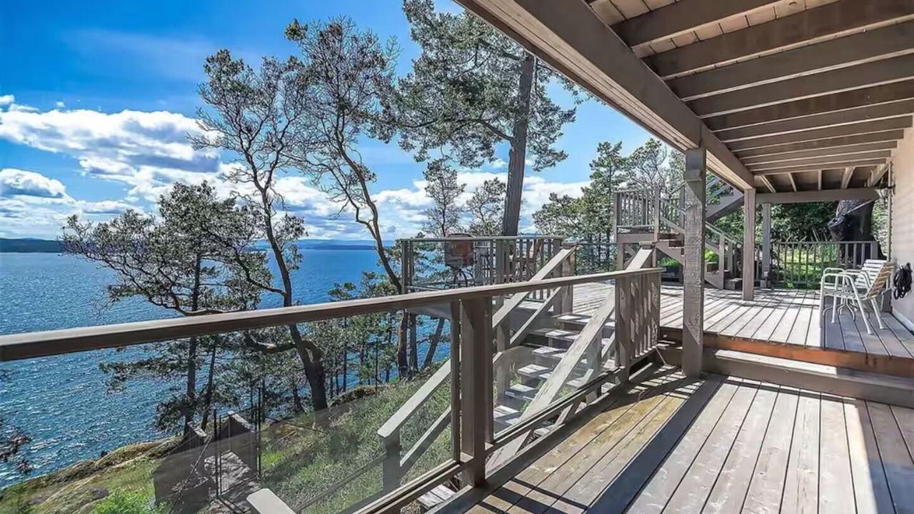 Photo of Patio Balcony in Pender Island