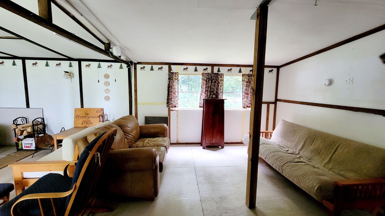 Photo of Livingroom in Averill