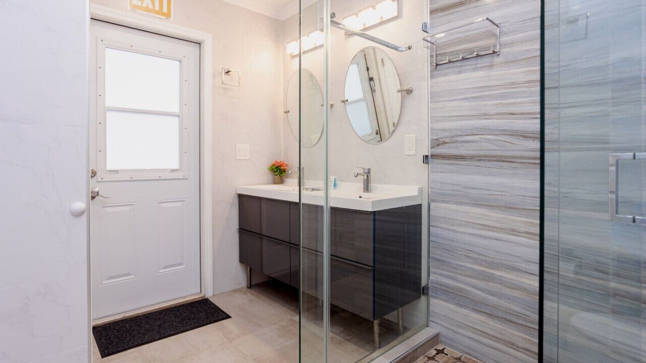 Photo of Bathroom in South Lake