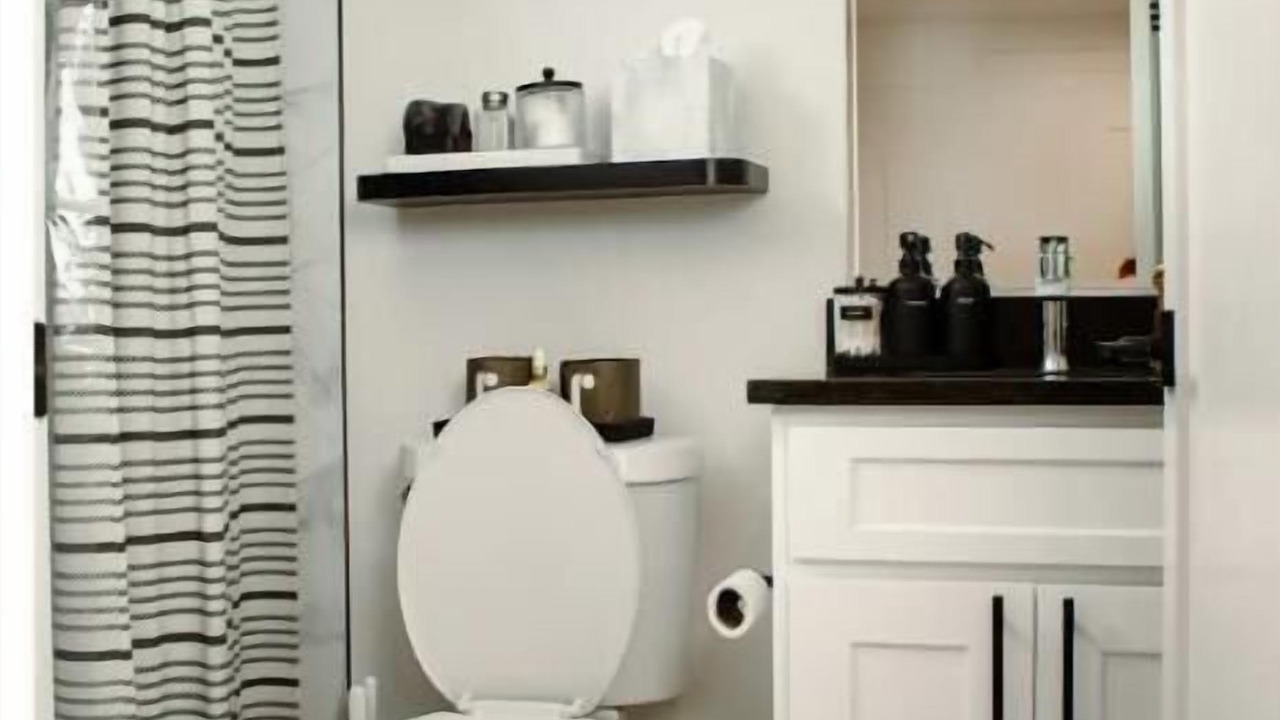 Photo of Bathroom in West Colfax