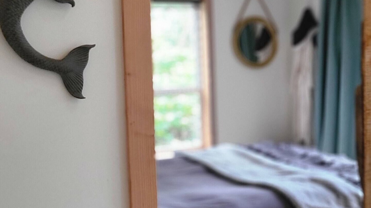 Photo of Bedroom in Savary Island