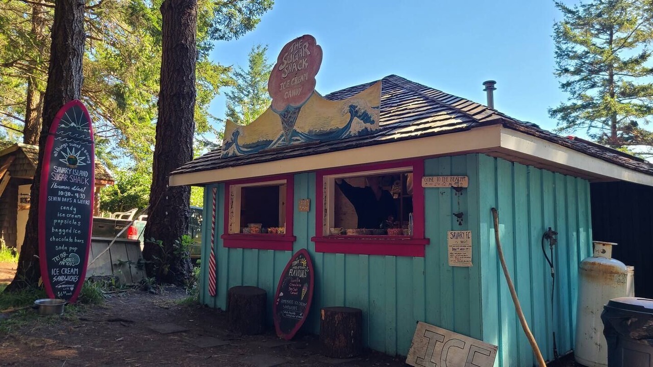 Photo of Others in Savary Island