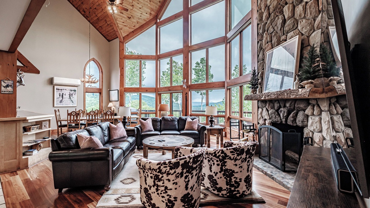 Photo of Livingroom in Sunday River Area