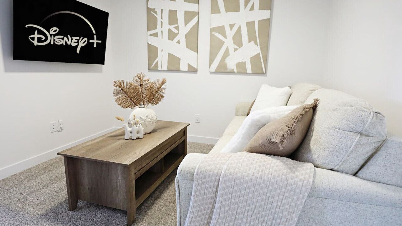 Photo of Livingroom in Northwest Edmonton