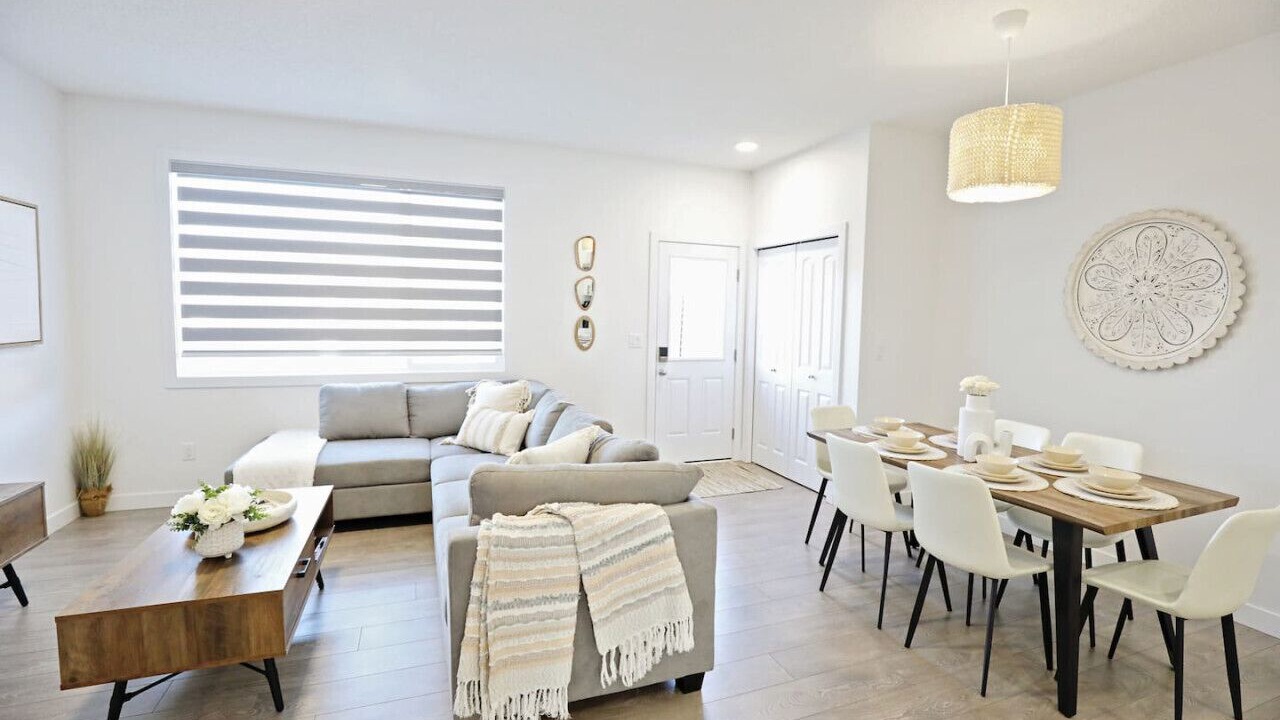 Photo of Livingroom in Northwest Edmonton