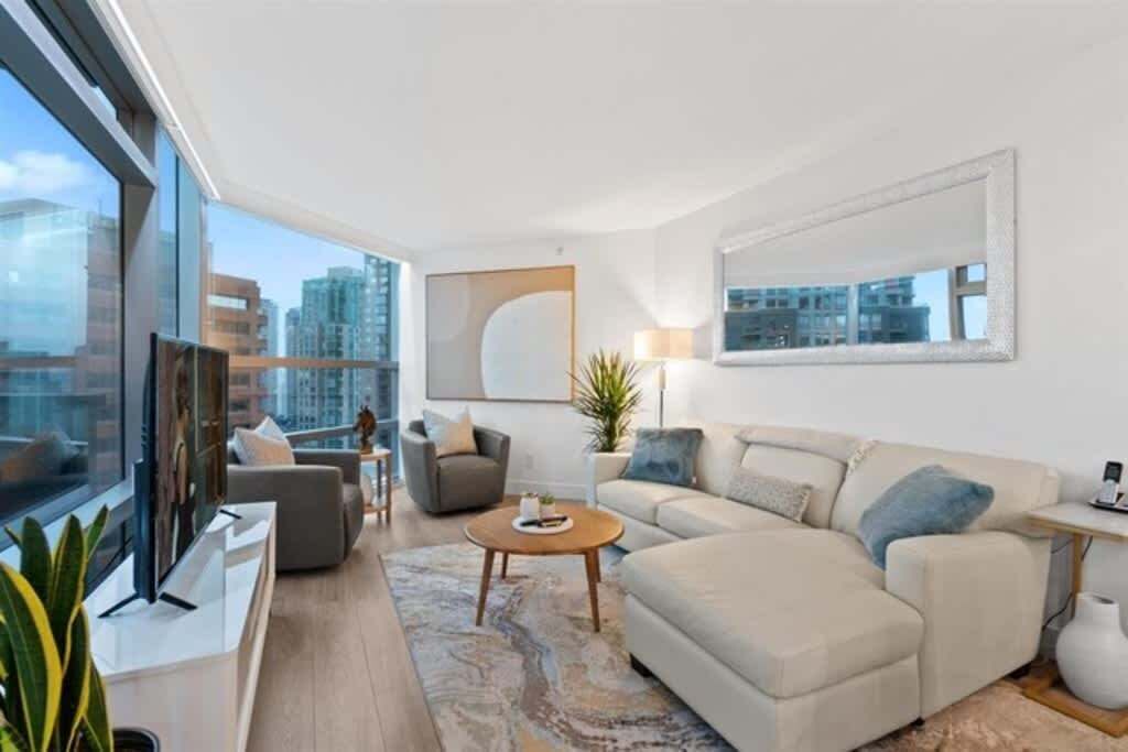 Photo of Livingroom in Downtown Vancouver