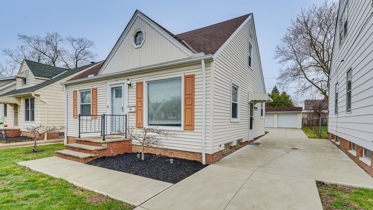 Photo of Others in Maple Heights