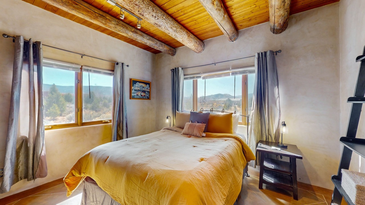 Photo of Bedroom in Taos