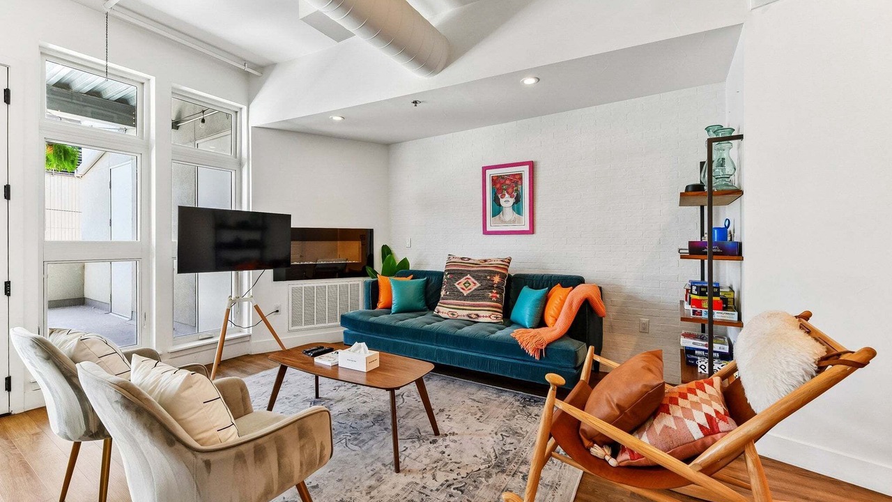 Photo of Livingroom in River North Art District