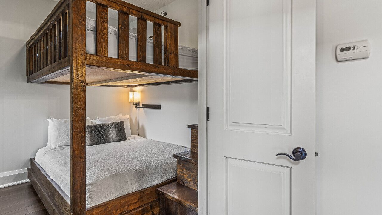 Photo of Bedroom in Canmore