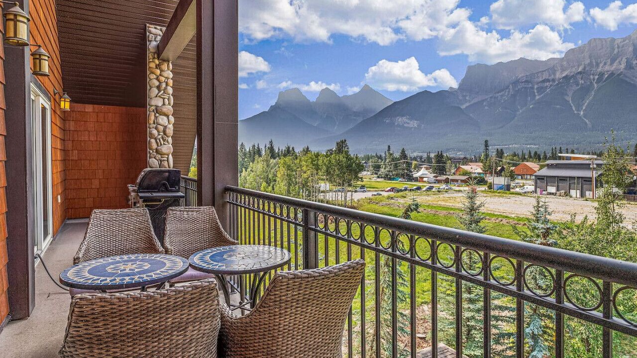 Photo of Patio Balcony in Canmore