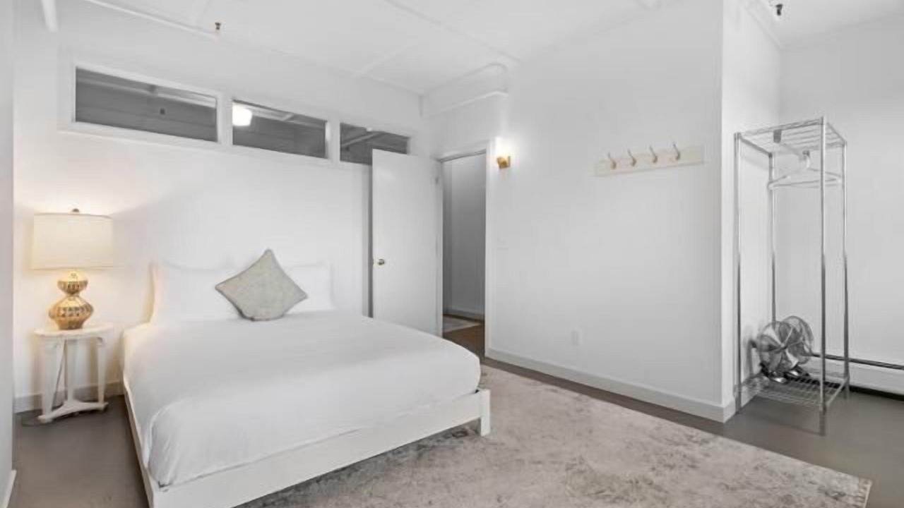 Photo of Bedroom in Rockland