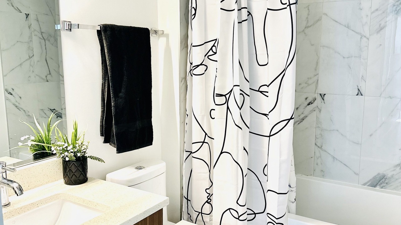 Photo of Bathroom in Davie Village