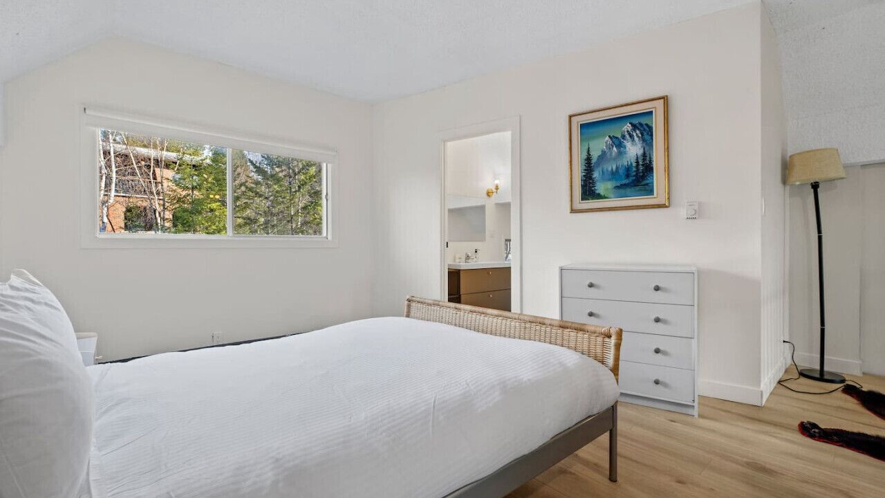 Photo of Bedroom in East Kootenay