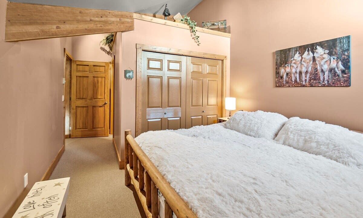 Photo of Bedroom in Big White Ski Resort