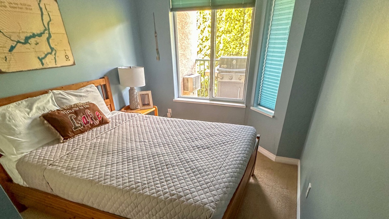 Photo of Bedroom in Sicamous
