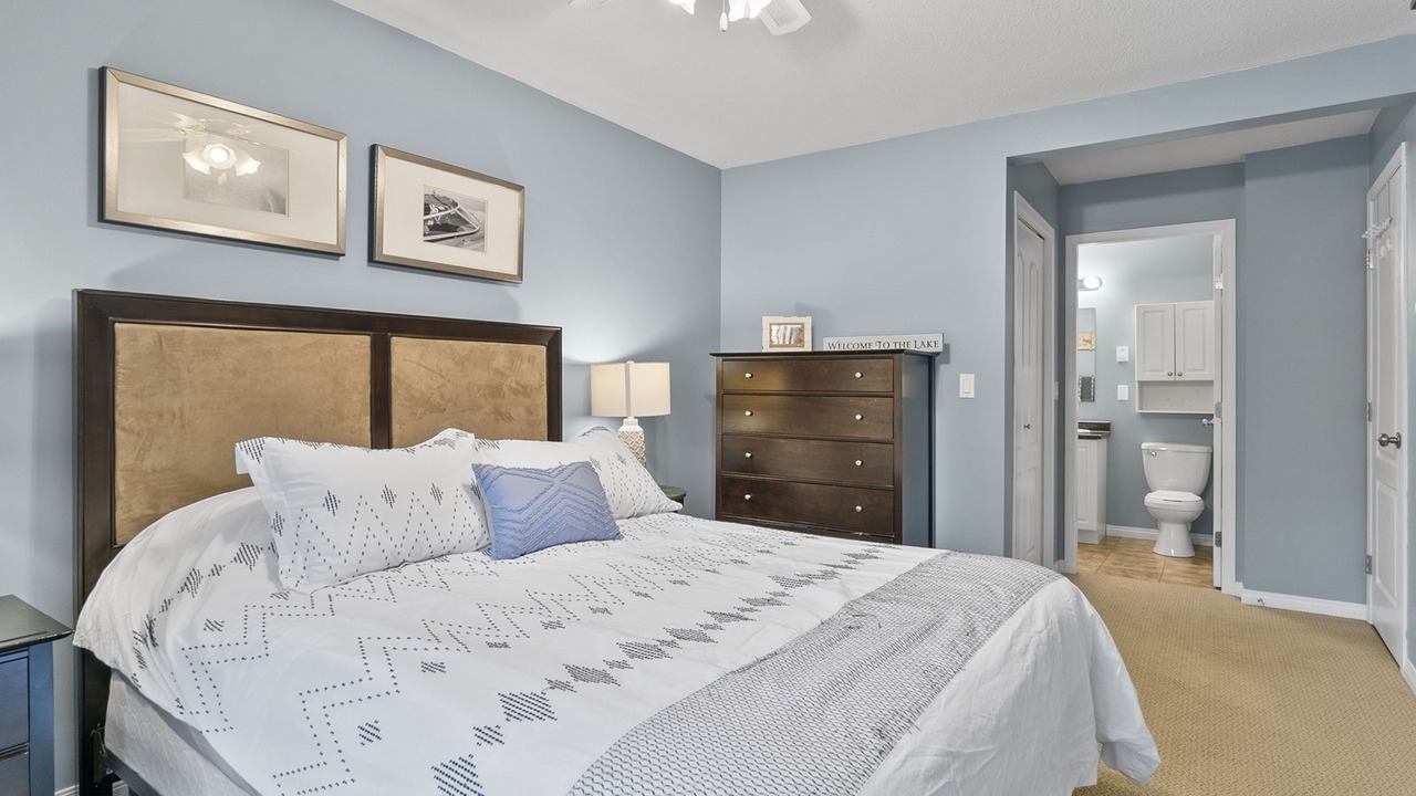 Photo of Bedroom in Sicamous