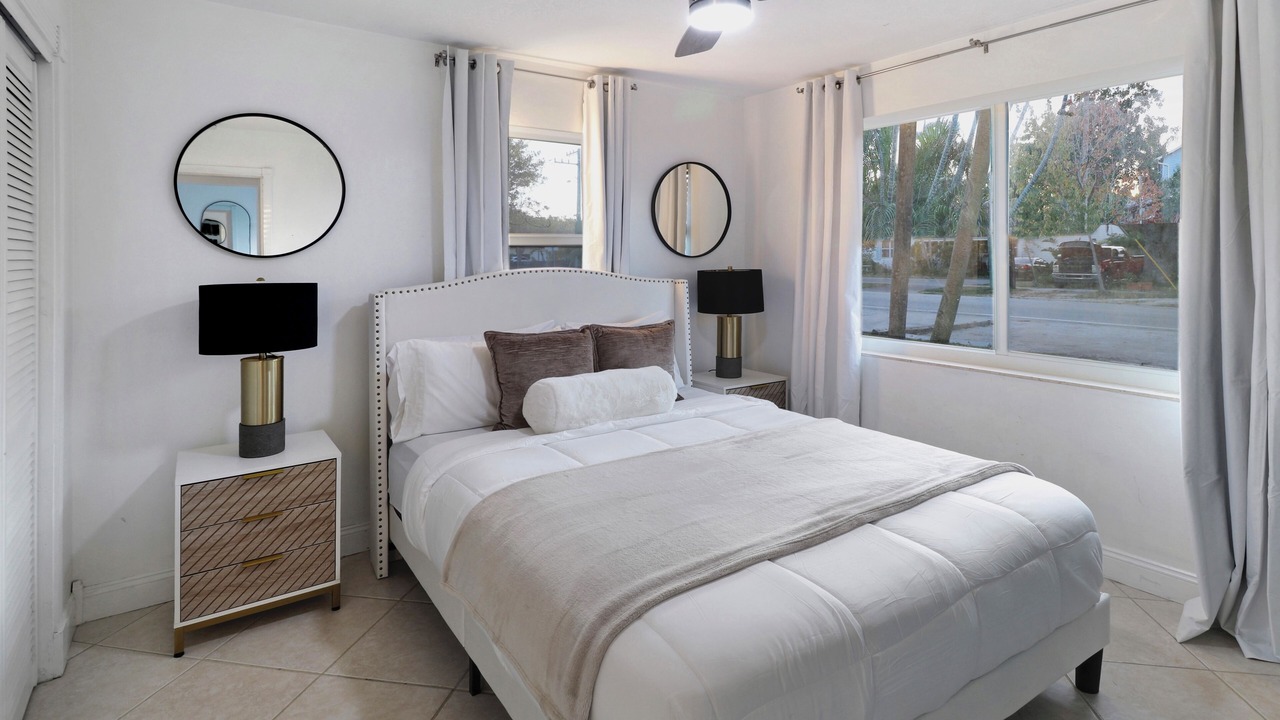 Photo of Bedroom in Pompano Beach