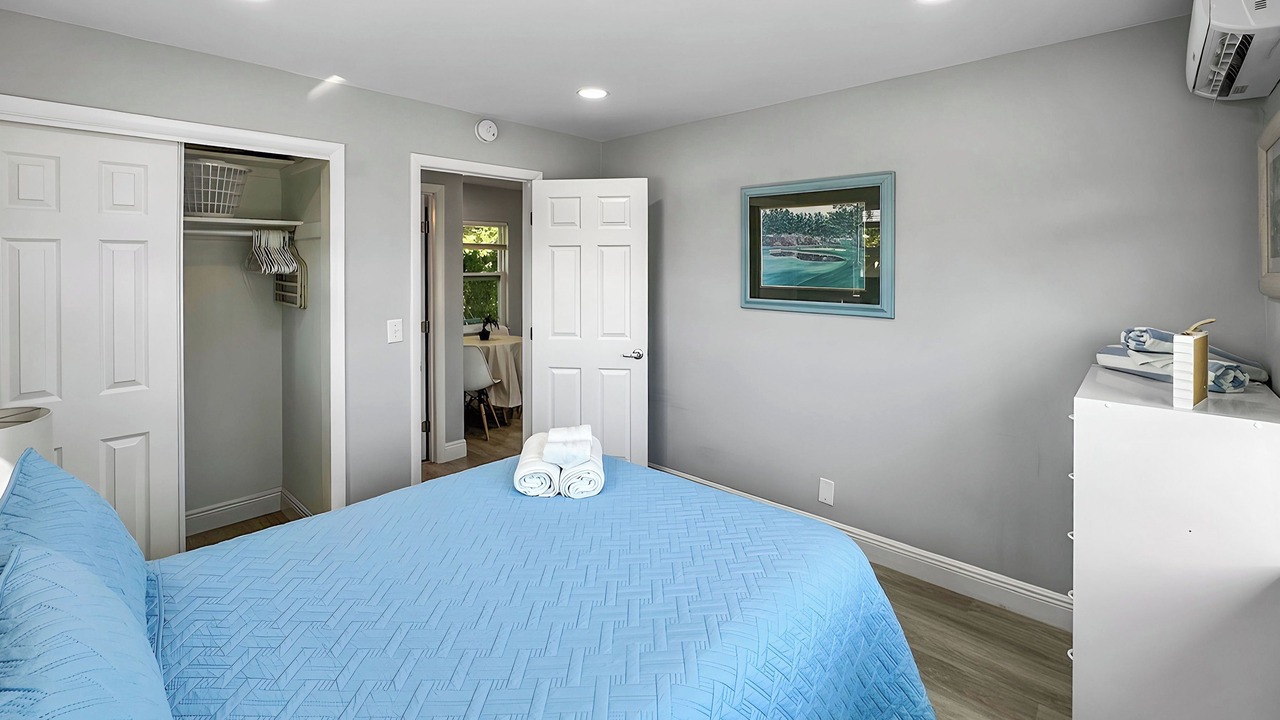 Photo of Bedroom in Palm Beach Shores