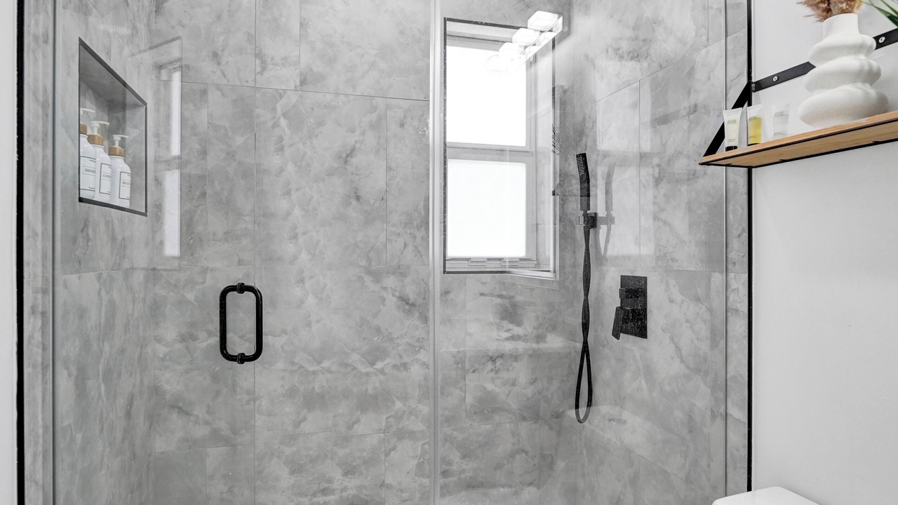 Photo of Bathroom in Driftwood