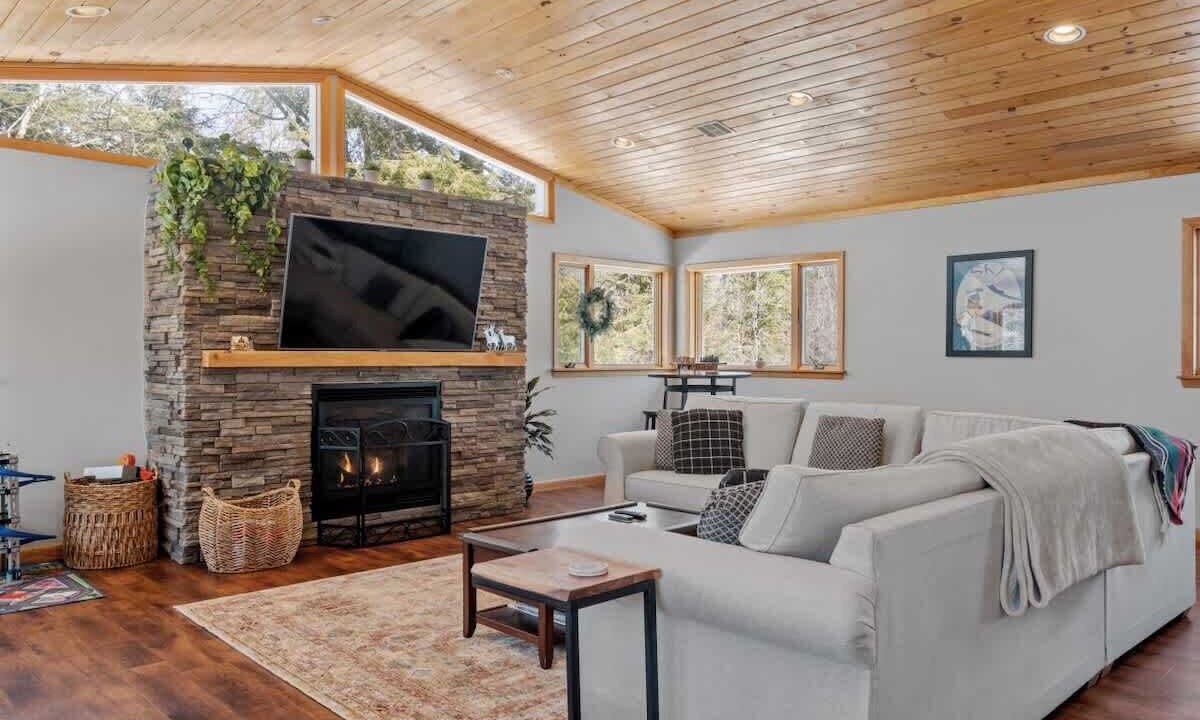 Photo of Livingroom in Jackson