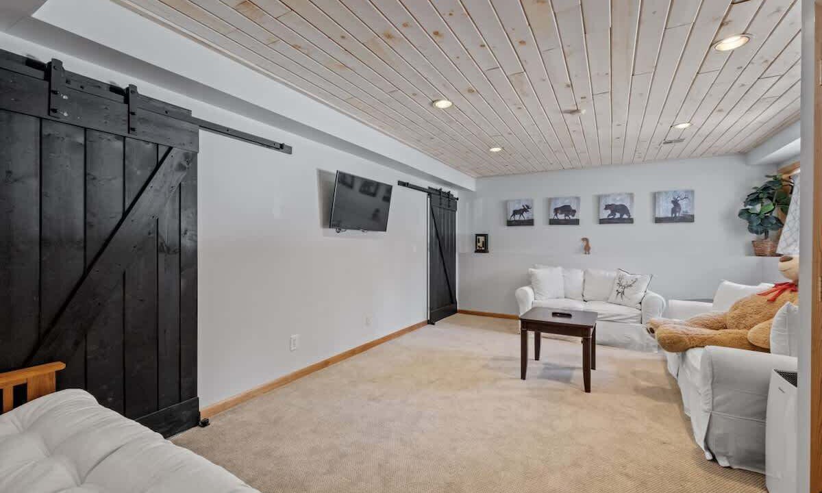 Photo of Bedroom in Jackson