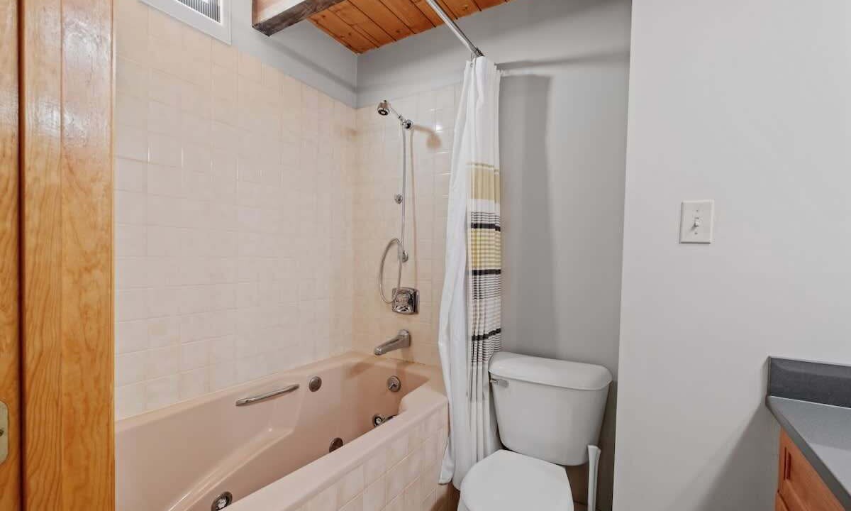 Photo of Bathroom in Jackson