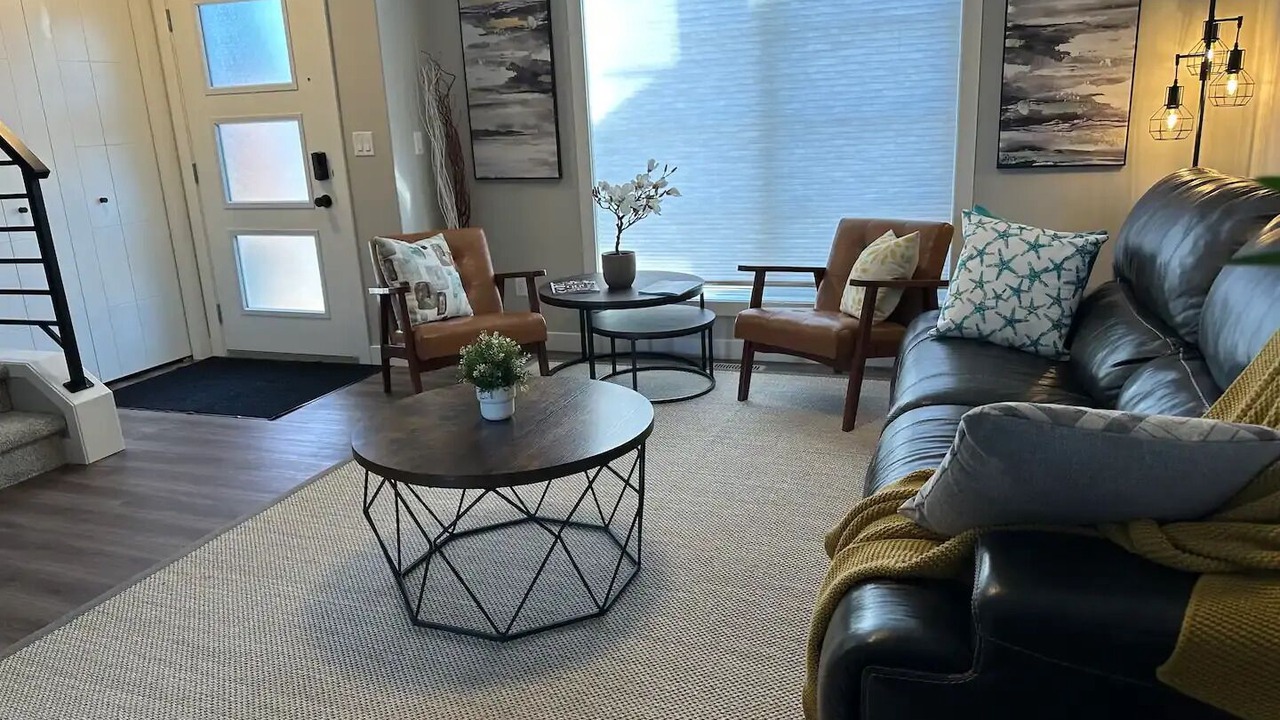 Photo of Livingroom in Red Deer